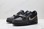 Jordan Legacy 312 Low Triple Black sneakers detail view 4