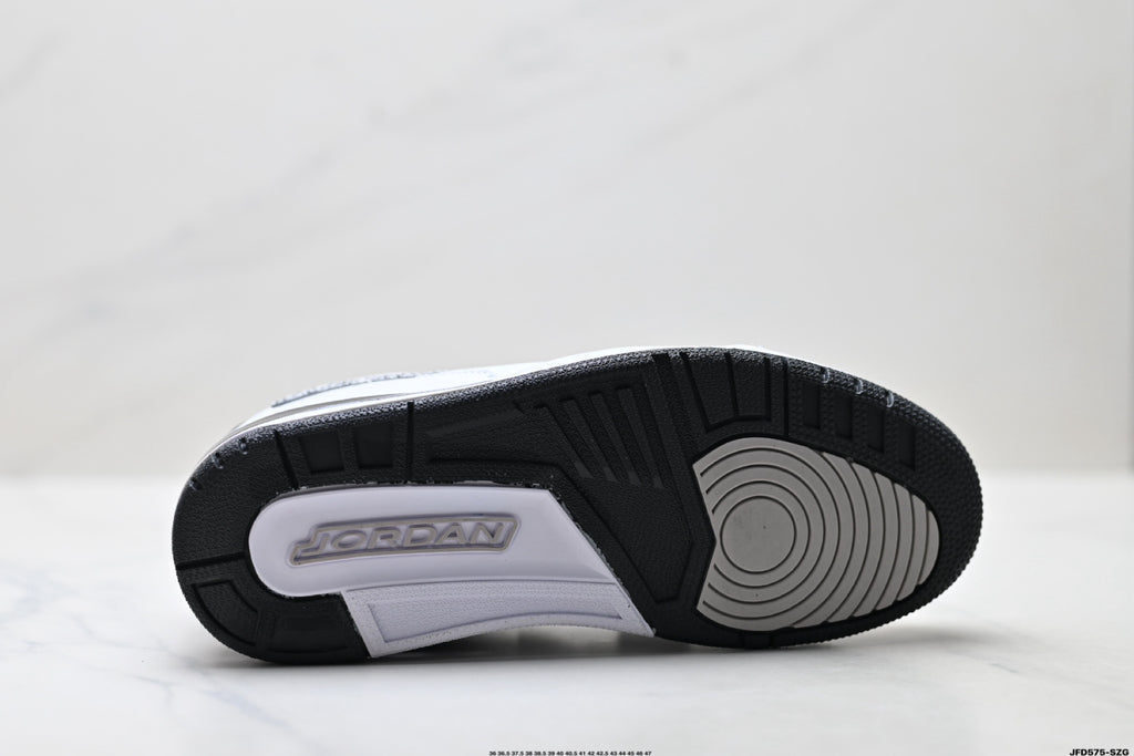 Jordan Legacy 312 Low White Black Cement Grey sneakers detail view 8