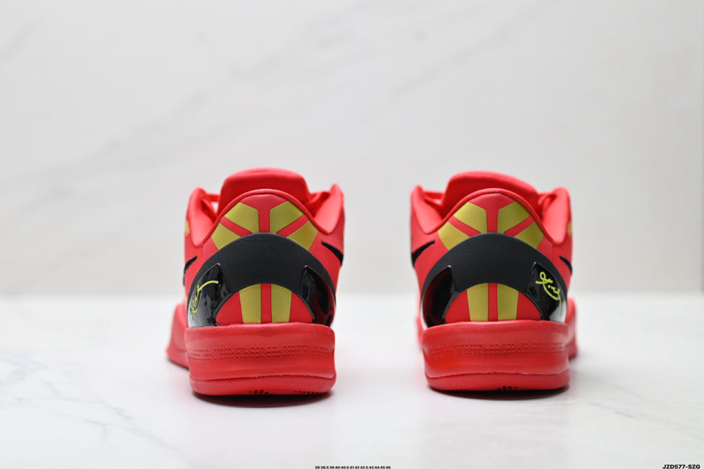 Nike Kobe Red Gold Horse Print basketball shoes, product detail photo 6