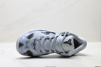 Nike Kobe Gray Black Horse Print basketball shoes, product detail photo 2