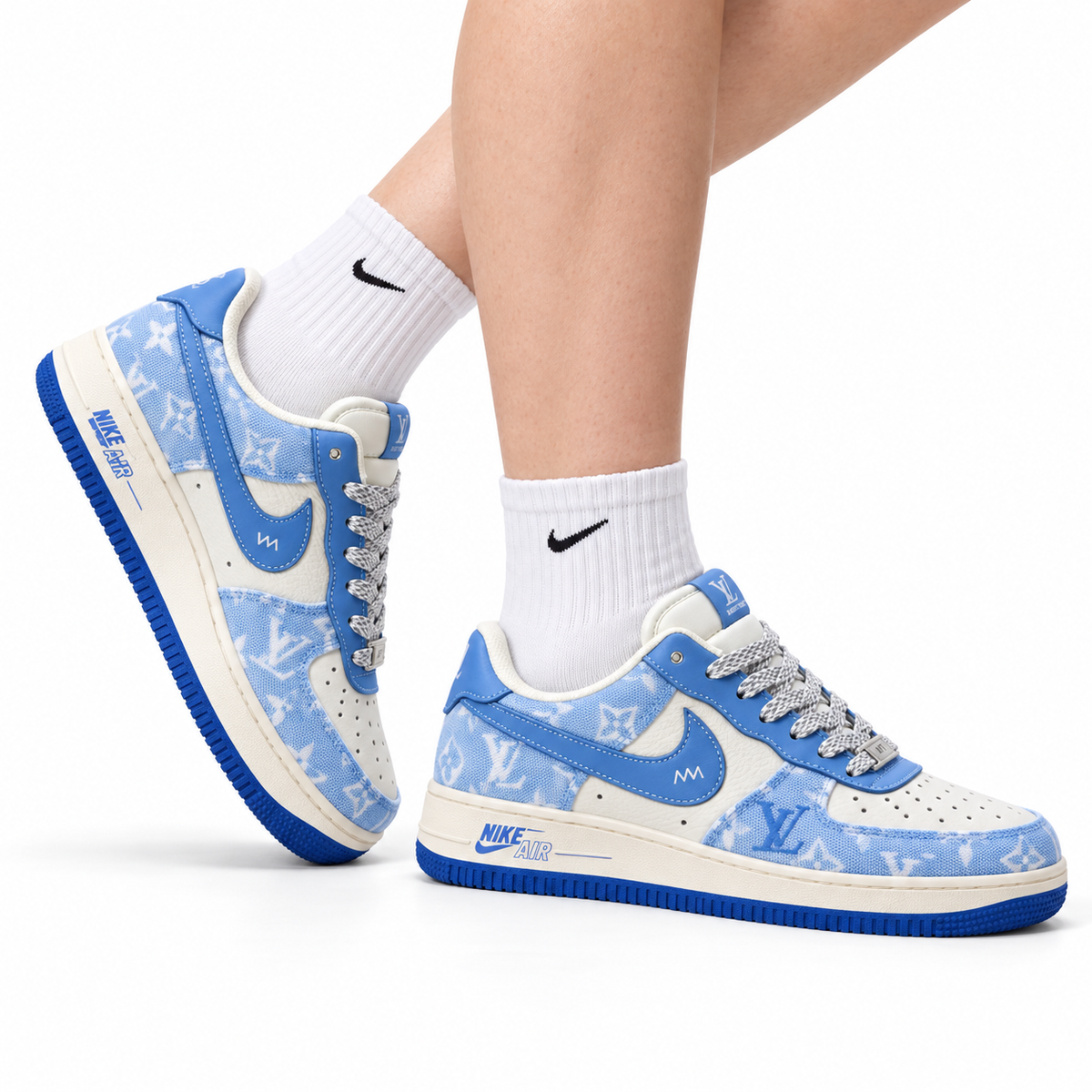 Nike Air Force 1 '07 LV8 Denim Monogram Low-Top Sneakers – Blue/White
