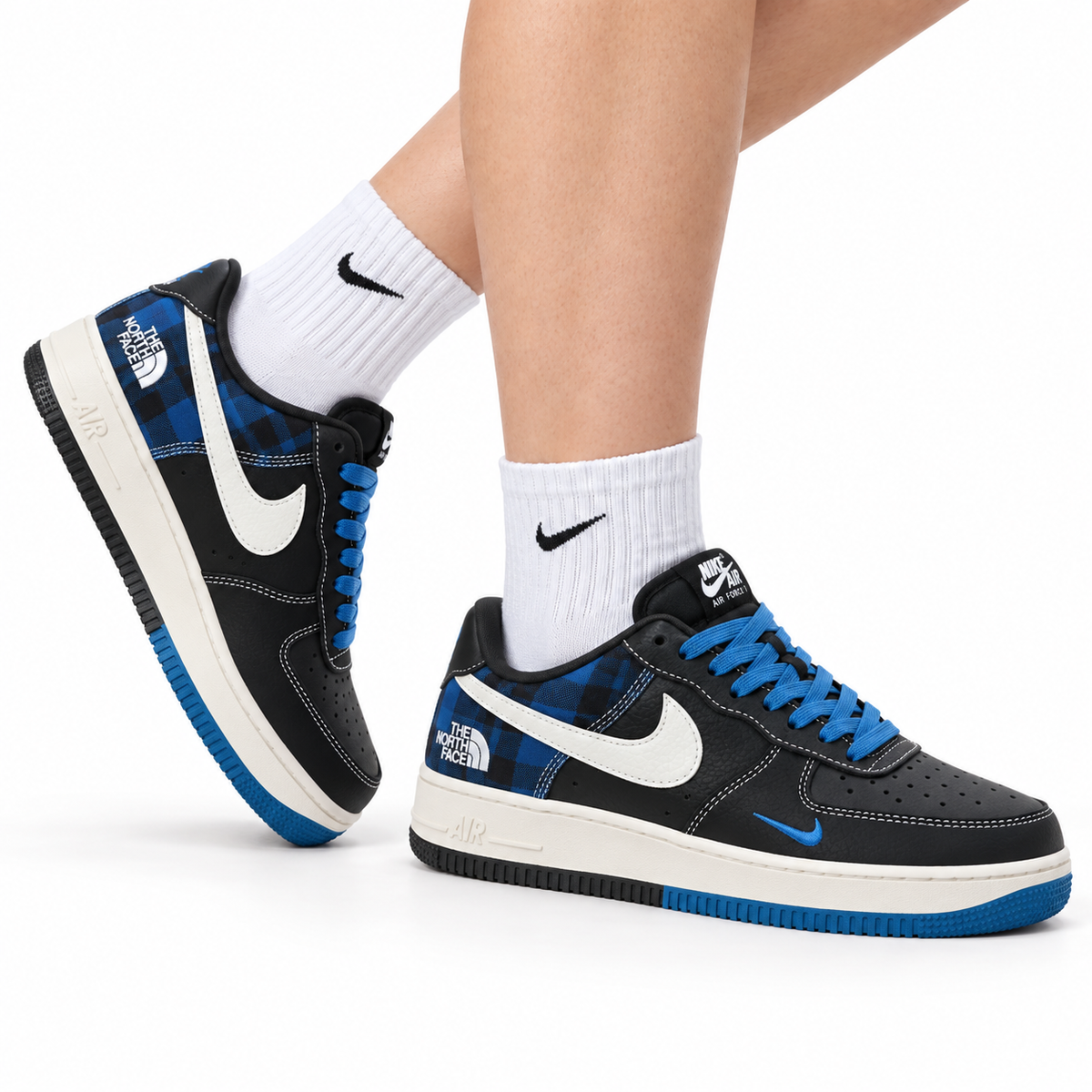 Nike Air Force 1 '07 LV8 Plaid Graphic Low-Top Sneakers – Black/Blue