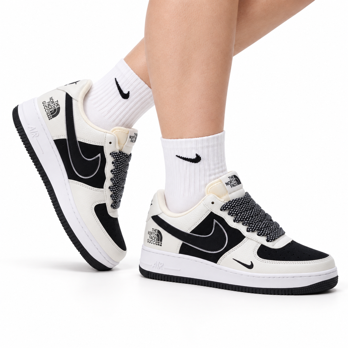 Nike Air Force 1 '07 LV8 Contrast Graphic Low-Top Sneakers – Black/White