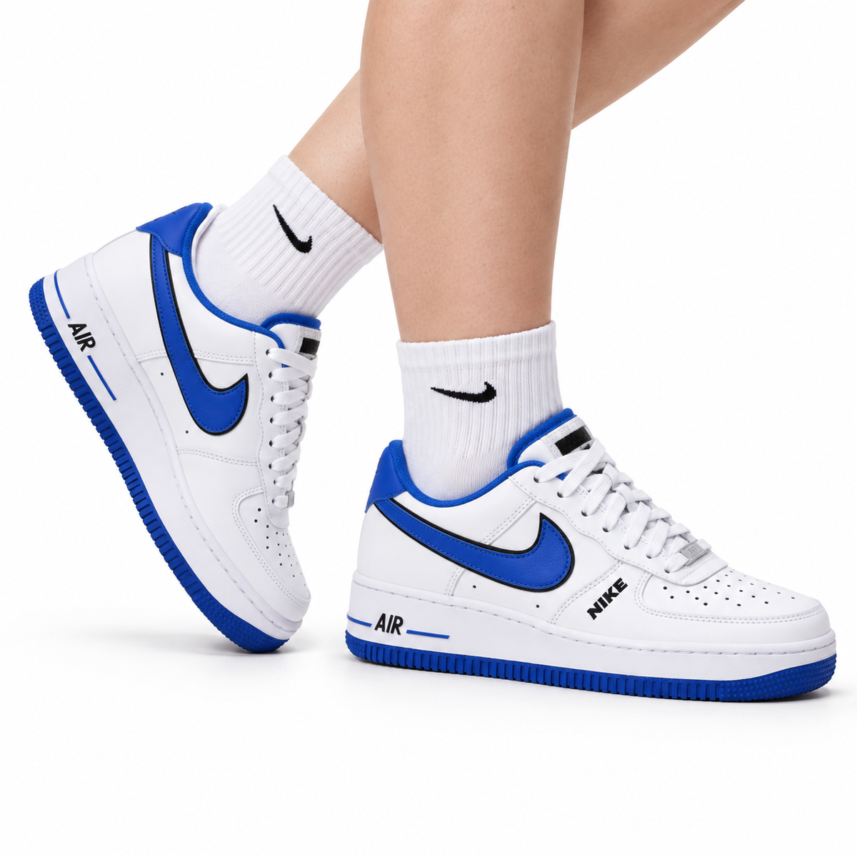 Nike Air Force 1 '07 LV8 Low-Top Sneakers – White/Royal Blue
