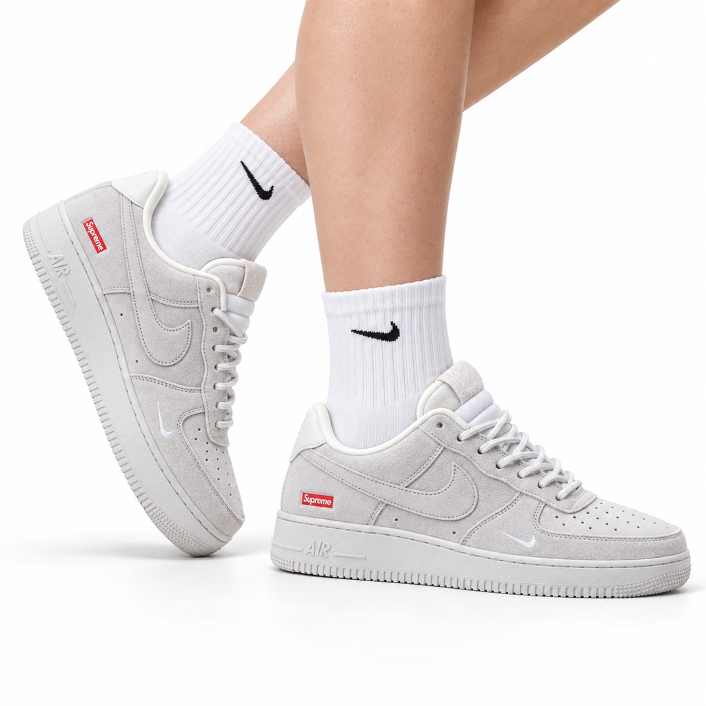 Nike Air Force 1 ’07 Light Grey Sneakers