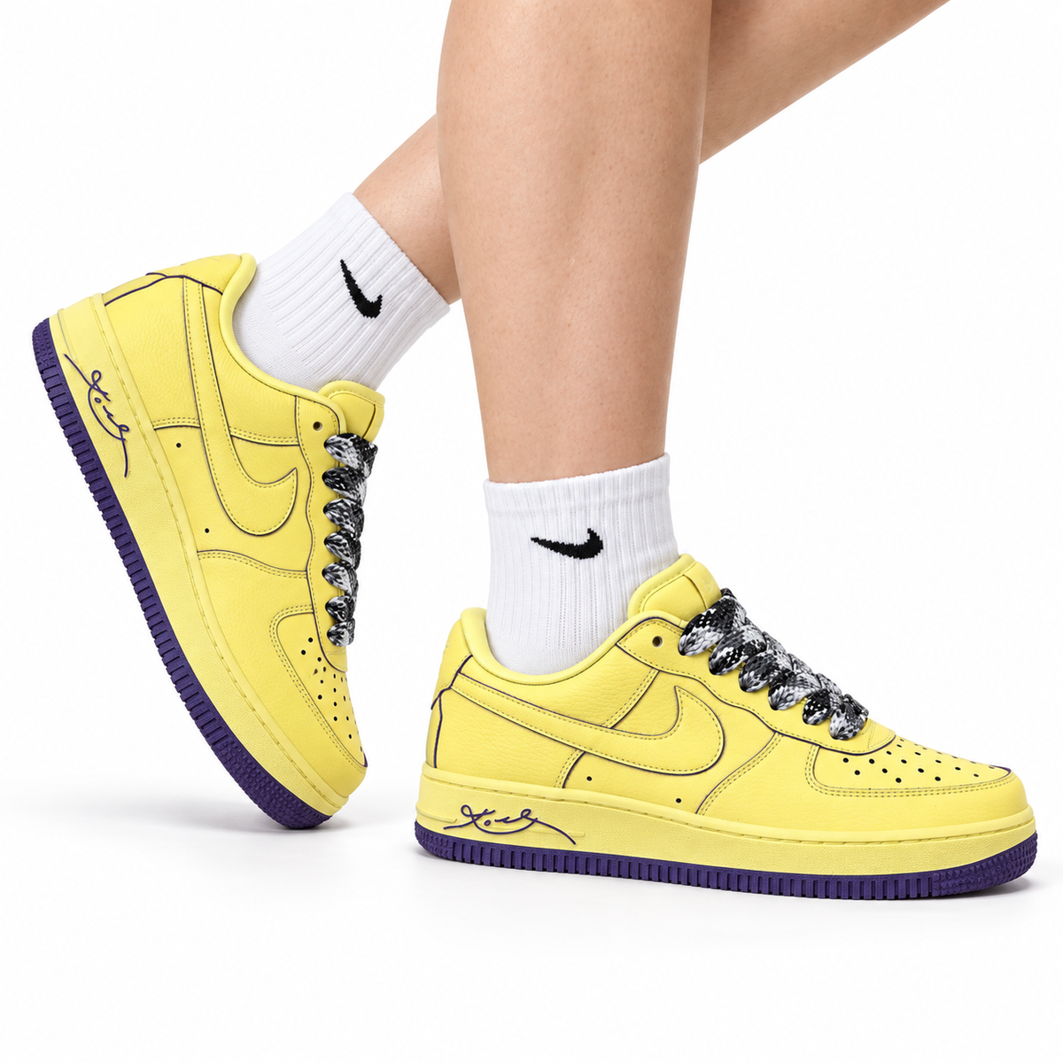 NIKE Air Force 1 Sneakers