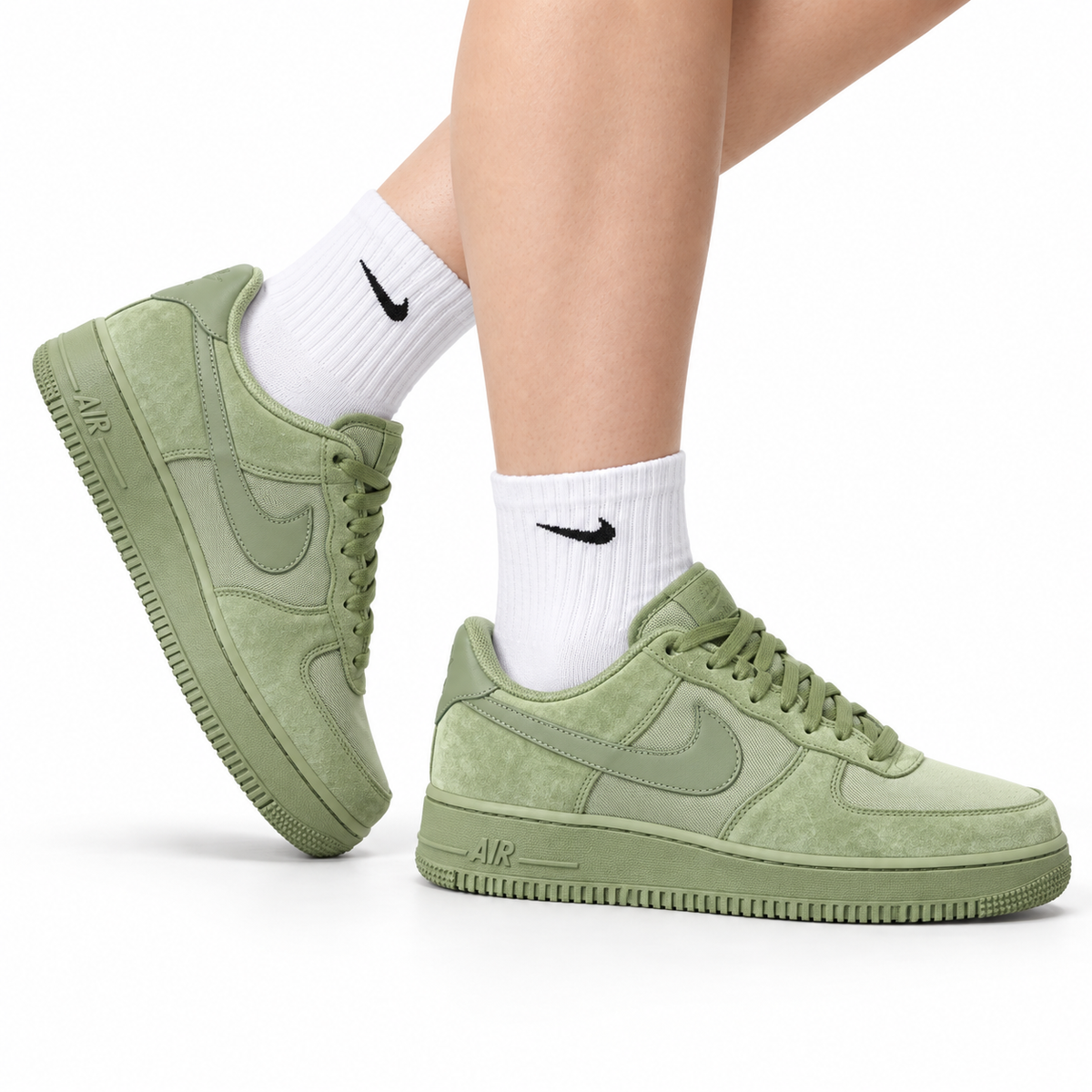 NIKE Air Force 1 Sneakers