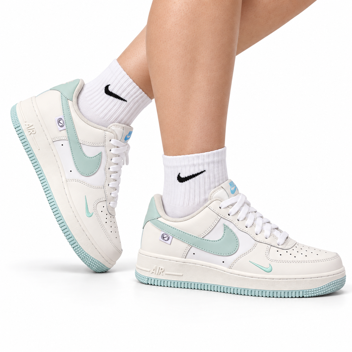 NIKE Air Force 1 Sneakers