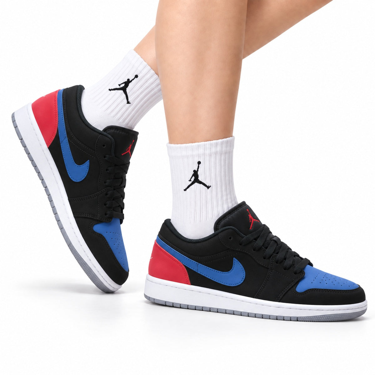 Nike Low-Top Sneakers Black Blue Red Unisex Style 48 white background lifestyle main view