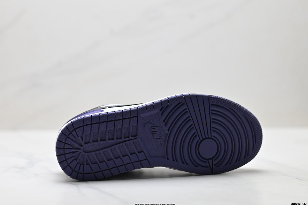 Nike Low-Top Sneakers Black Purple White Unisex Collaboration Edition Style 60 detail view 9