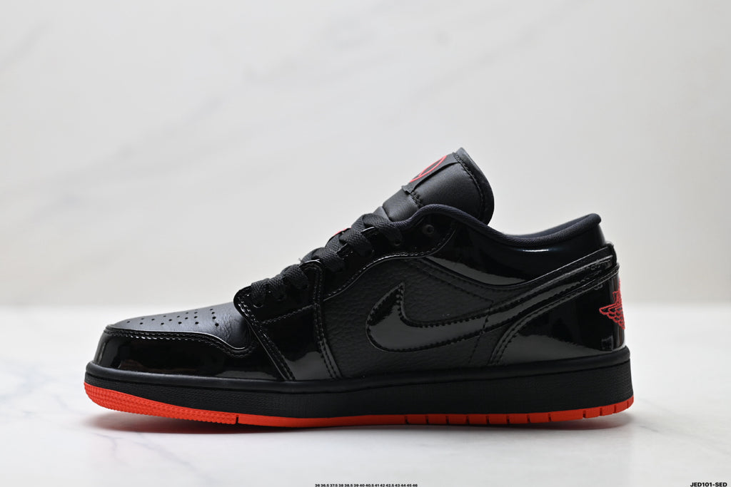 Nike Low-Top Sneakers Black Red Unisex Style 33 detail view 4