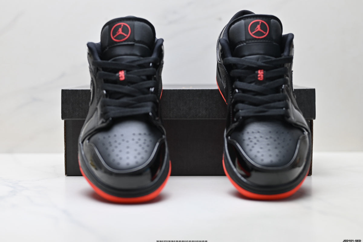 Nike Low-Top Sneakers Black Red Unisex Style 33 detail view 8