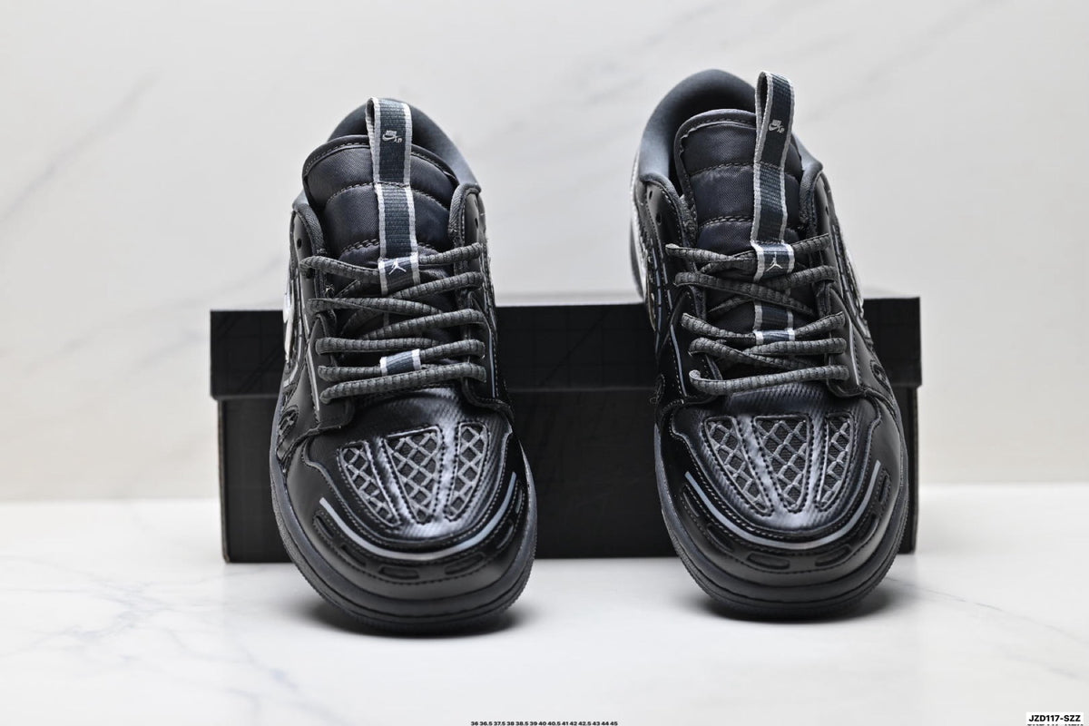 Nike Low-Top Sneakers Black Silver Monogram Unisex Collaboration Edition Style 15 detail view 8