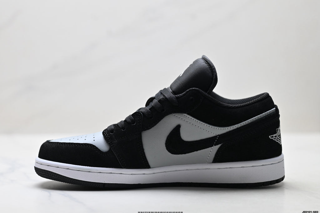 Nike Low-Top Sneakers Black White Unisex Style 32 detail view 4