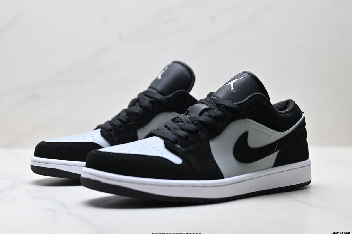 Nike Low-Top Sneakers Black White Unisex Style 32 detail view 5