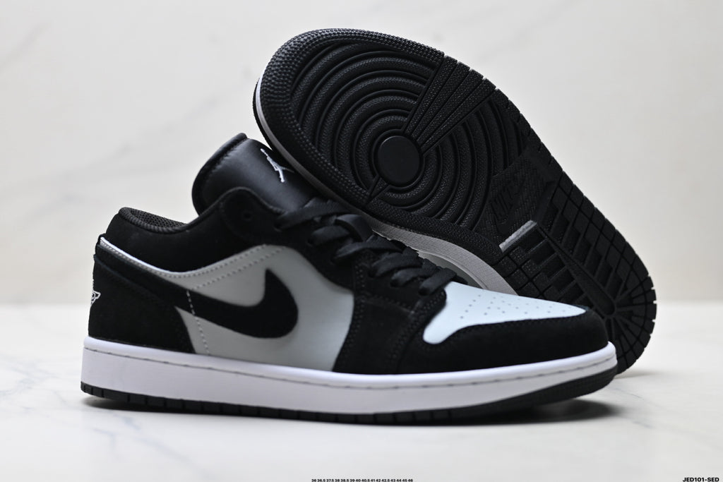 Nike Low-Top Sneakers Black White Unisex Style 32 detail view 6