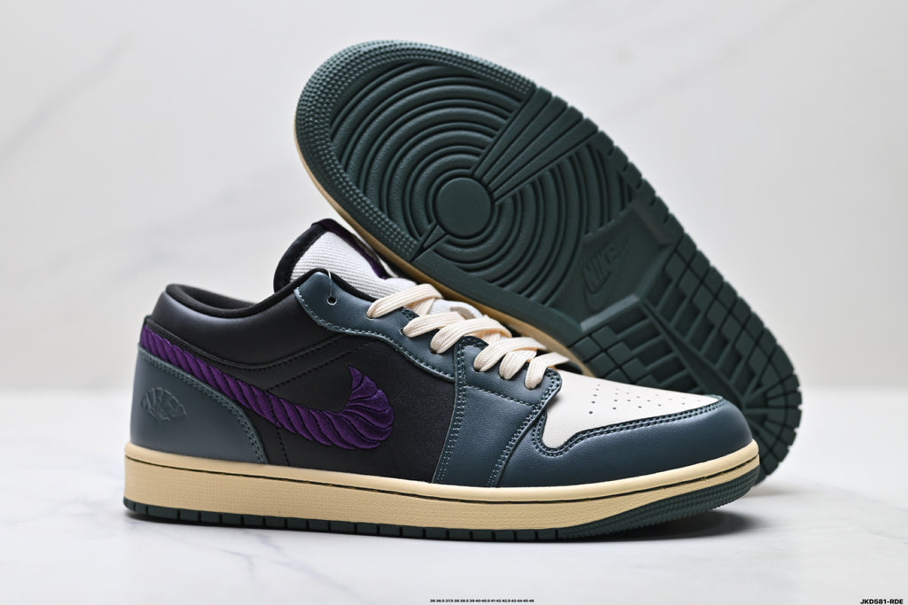 Nike Low-Top Sneakers Black White Purple Unisex Style 49 detail view 6