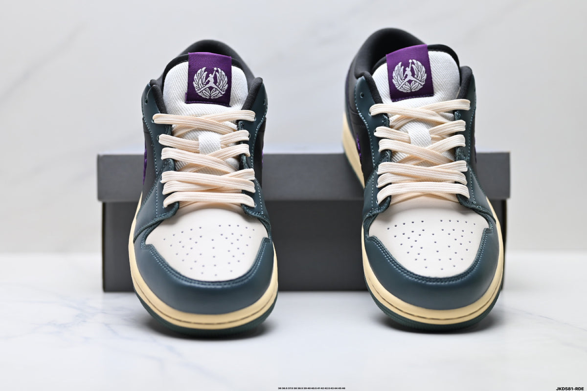 Nike Low-Top Sneakers Black White Purple Unisex Style 49 detail view 8