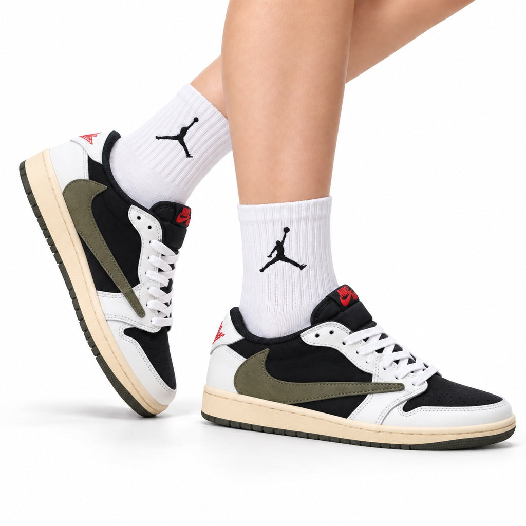 Nike Low-Top Sneakers Black White Red Unisex Style 42 white background lifestyle main view