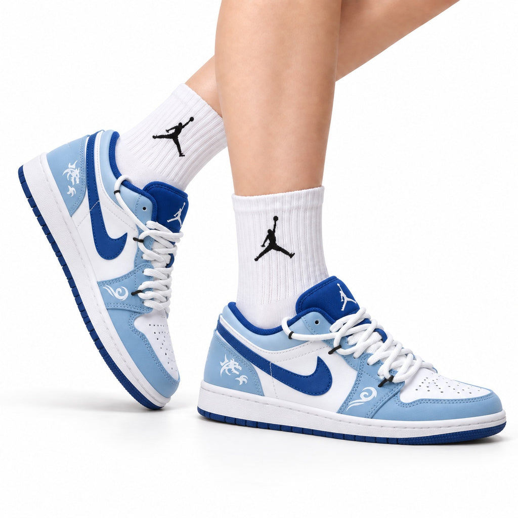 Nike Low-Top Sneakers Blue White Unisex Style 46 white background lifestyle main view
