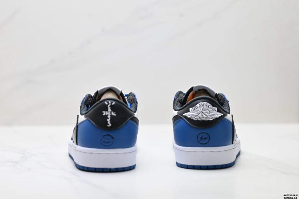 Nike Low-Top Sneakers Blue White Unisex Collaboration Edition Style 62 detail view 7