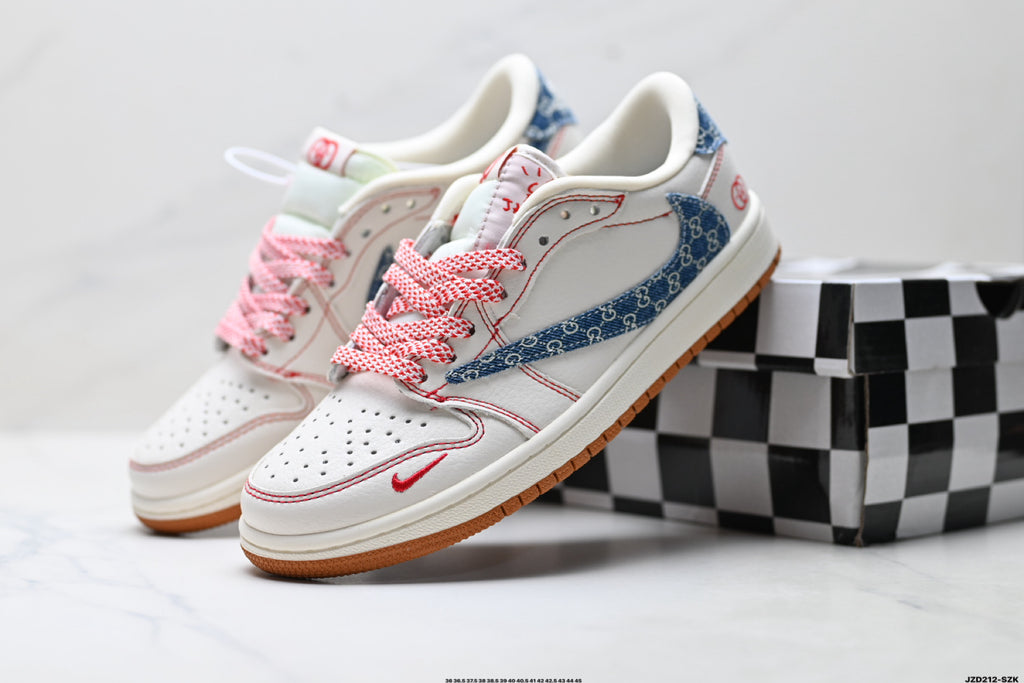 Nike Low-Top Sneakers Blue White Graphic V2 Unisex Collaboration Edition Style 22 detail view 6