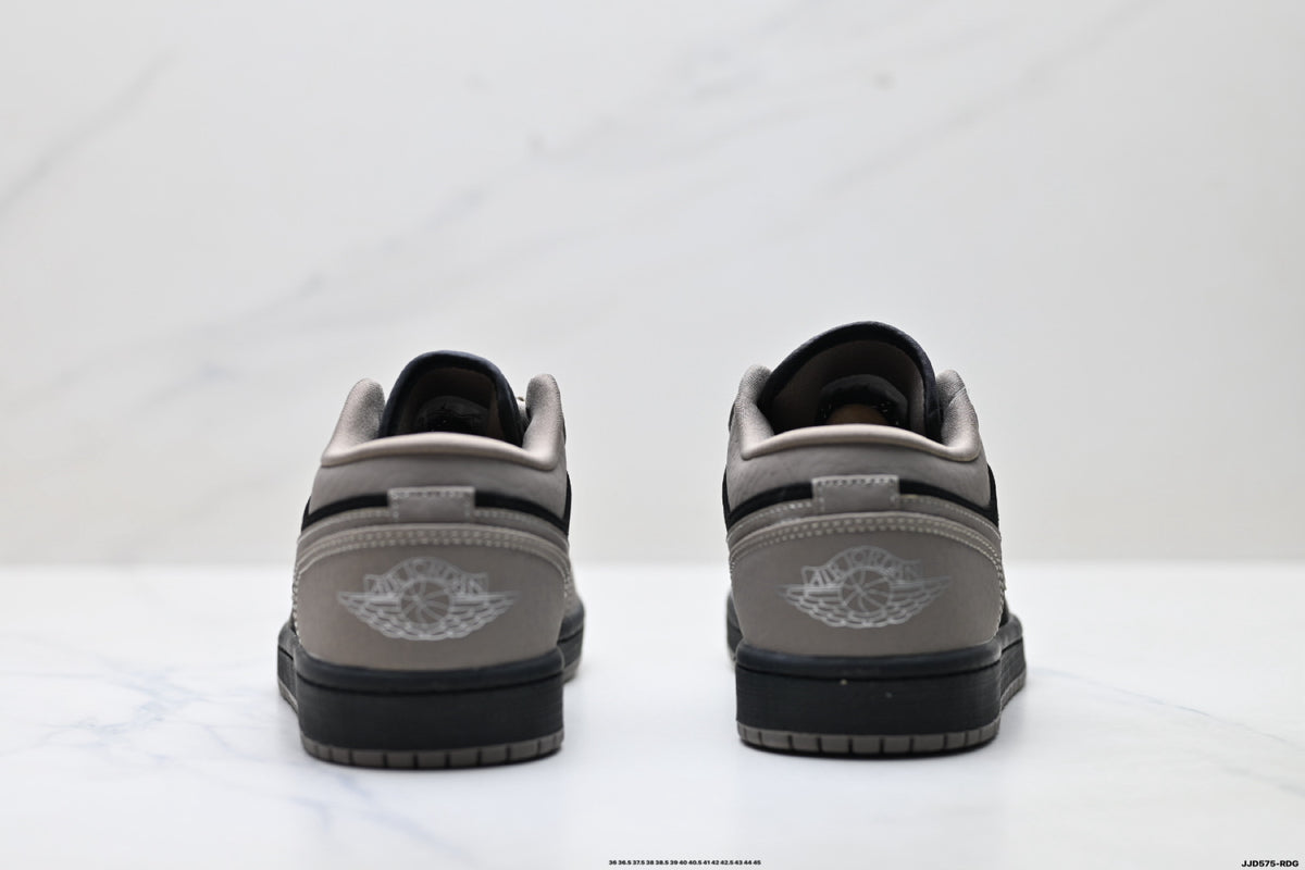 Nike Low-Top Sneakers Gray Black Unisex Style 50 detail view 7