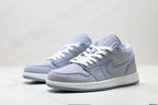 Nike Low-Top Sneakers Light Gray White Unisex Collaboration Edition Style 61 detail view 5