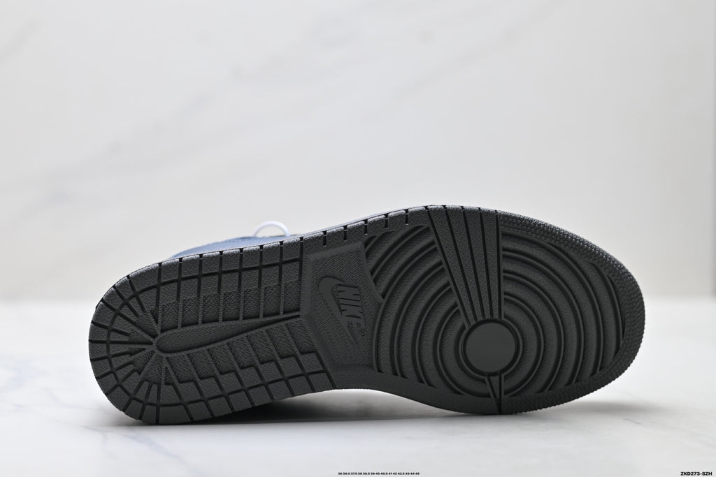 Nike Low-Top Sneakers Navy Gray Unisex Style 24 detail view 9