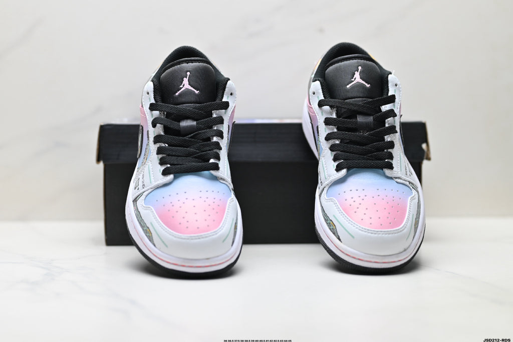 Nike Low-Top Sneakers Pink White Black Graphic Unisex Collaboration Edition Style 55 detail view 8