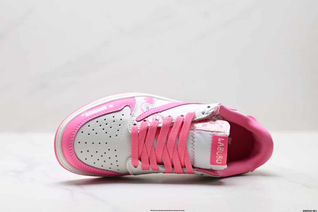 Nike Low-Top Sneakers Pink White Cartoon Unisex Collaboration Edition Style 36 detail view 3
