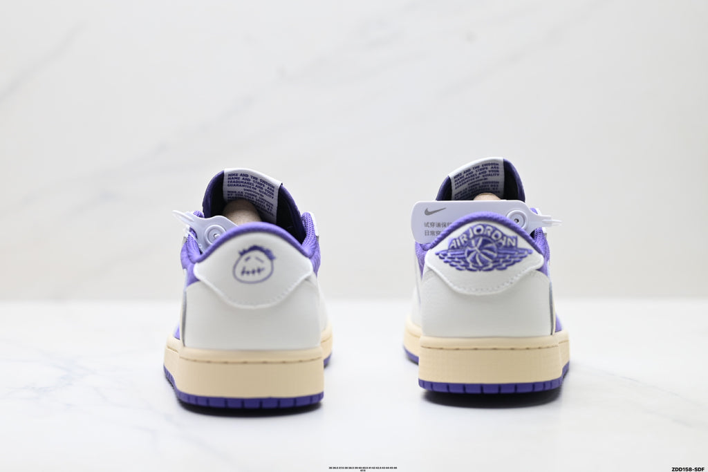 Nike Low-Top Sneakers Purple White Unisex Style 03 detail view 7