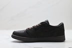 Nike Low-Top Sneakers Triple Black Unisex Style 44 detail view 4