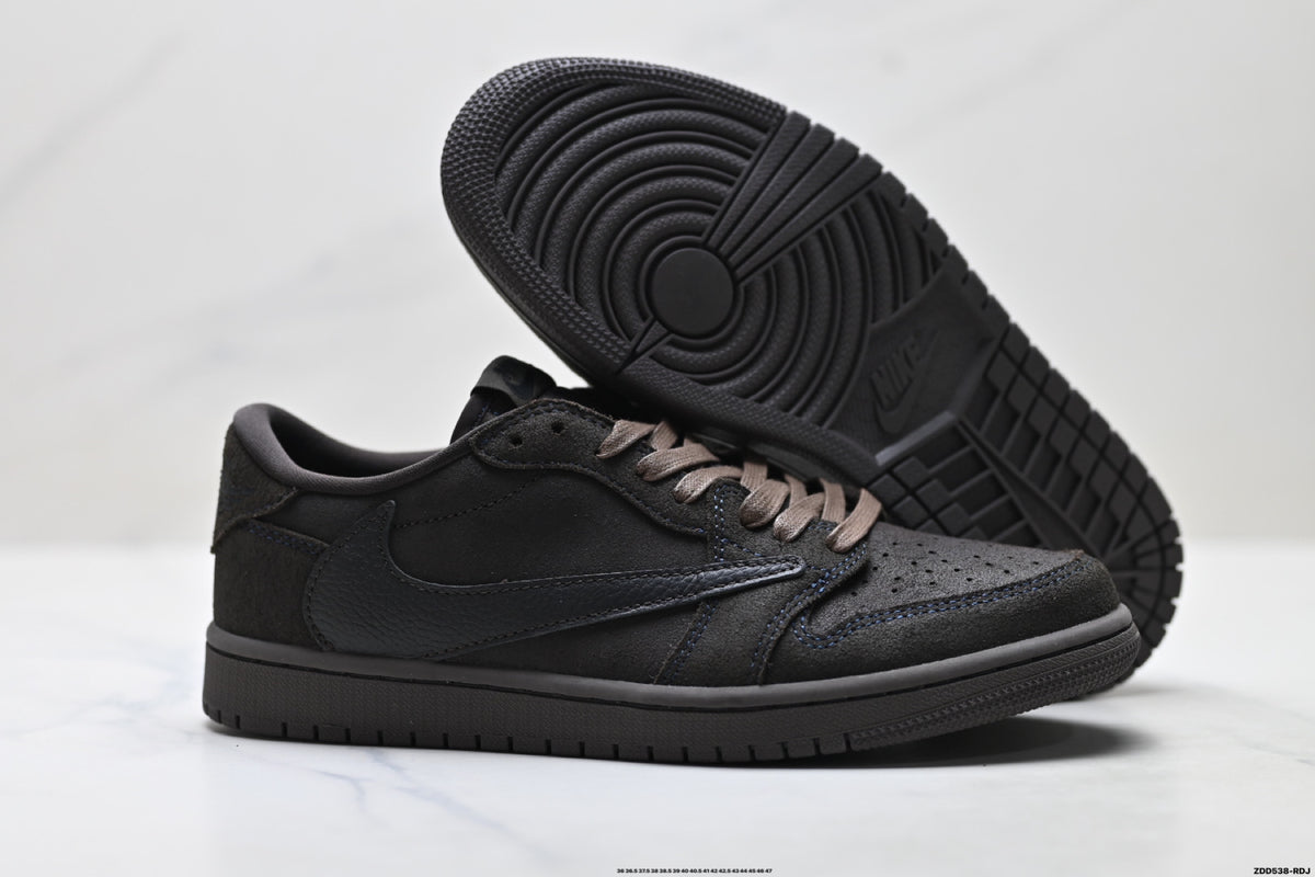 Nike Low-Top Sneakers Triple Black Unisex Style 44 detail view 6