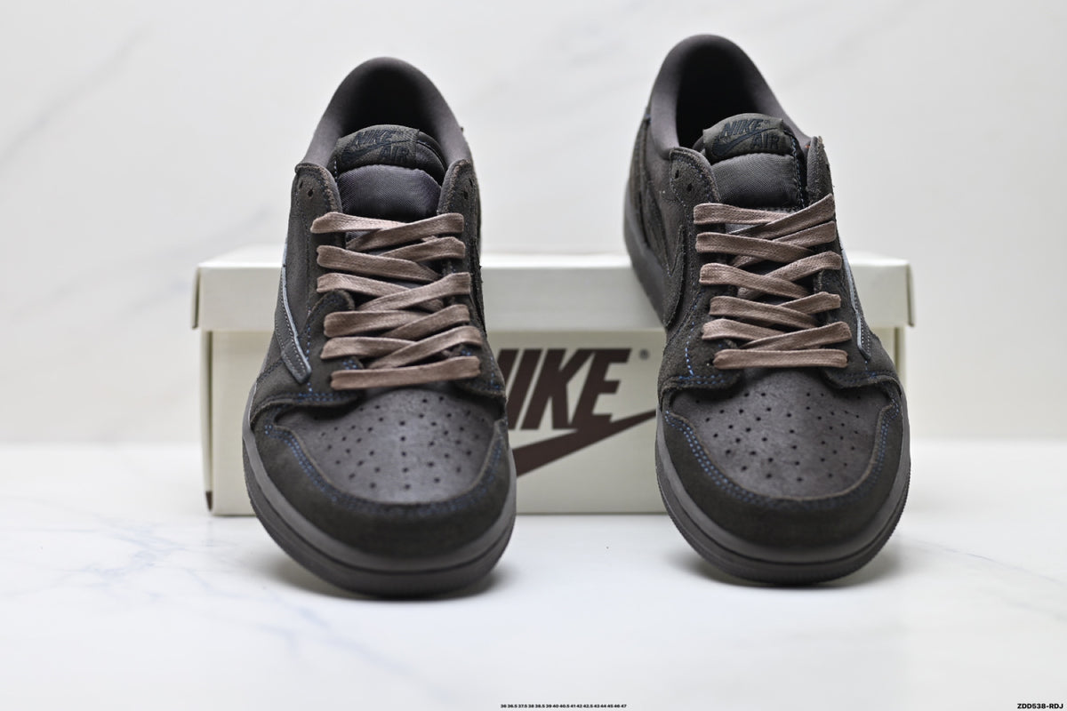 Nike Low-Top Sneakers Triple Black Unisex Style 44 detail view 8