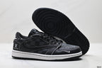 Nike Low-Top Sneakers Triple Black Monogram Unisex Collaboration Edition Style 13 detail view 6