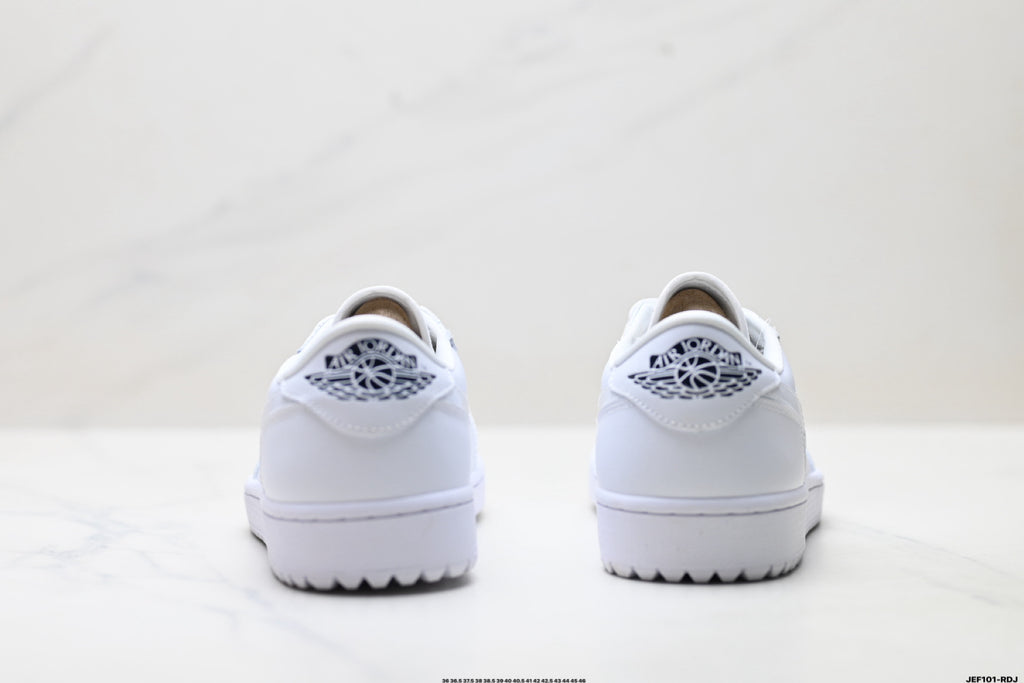 Nike Low-Top Sneakers Triple White Unisex Style 40 detail view 7