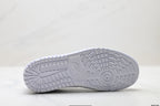 Nike Low-Top Sneakers Triple White Unisex Style 40 detail view 9