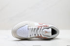 Nike Low-Top Sneakers White Beige Unisex Style 53 detail view 3