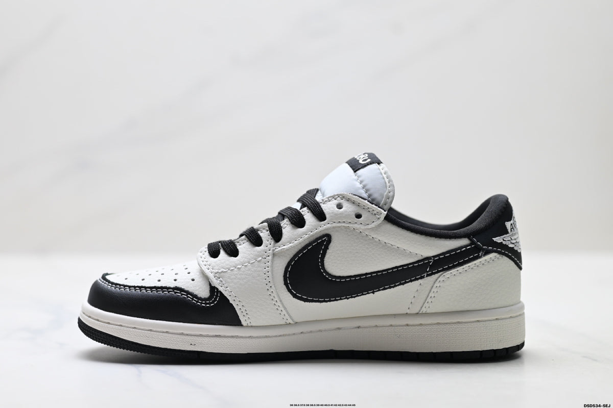 Nike Low-Top Sneakers White Black Cartoon Unisex Collaboration Edition Style 34 detail view 4