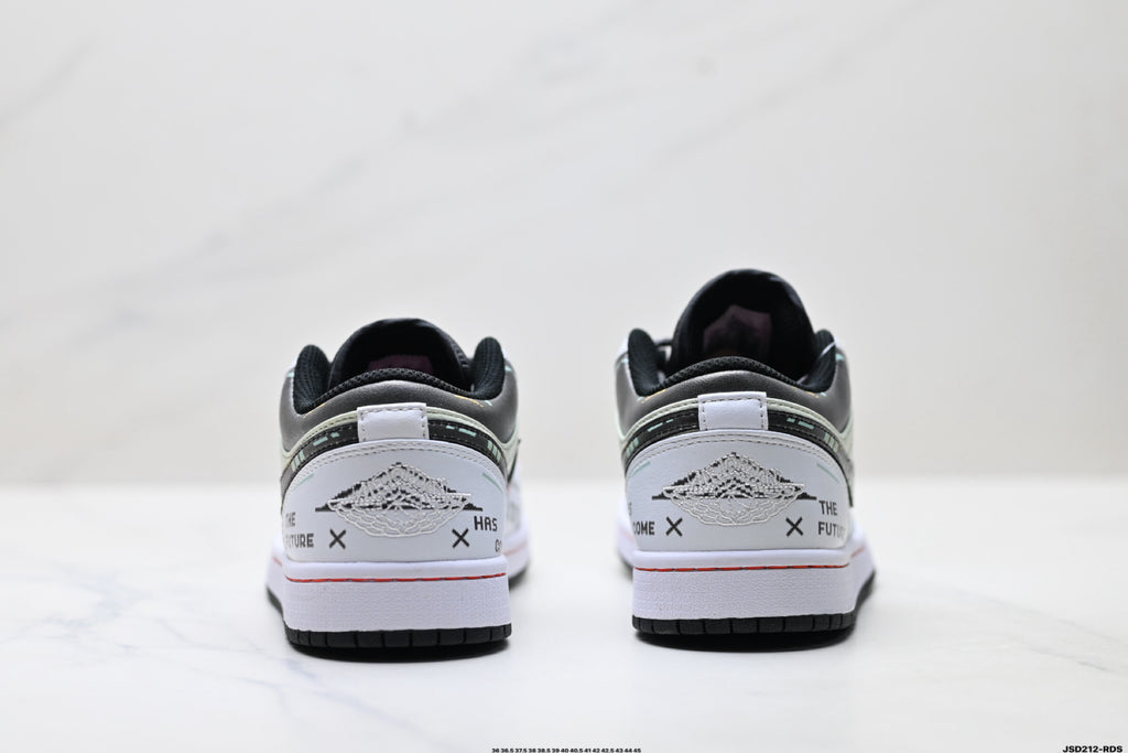 Nike Low-Top Sneakers White Black Graphic Unisex Collaboration Edition Style 54 detail view 7