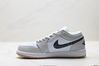 Nike Low-Top Sneakers White Gray Unisex Collaboration Edition Style 59 detail view 4
