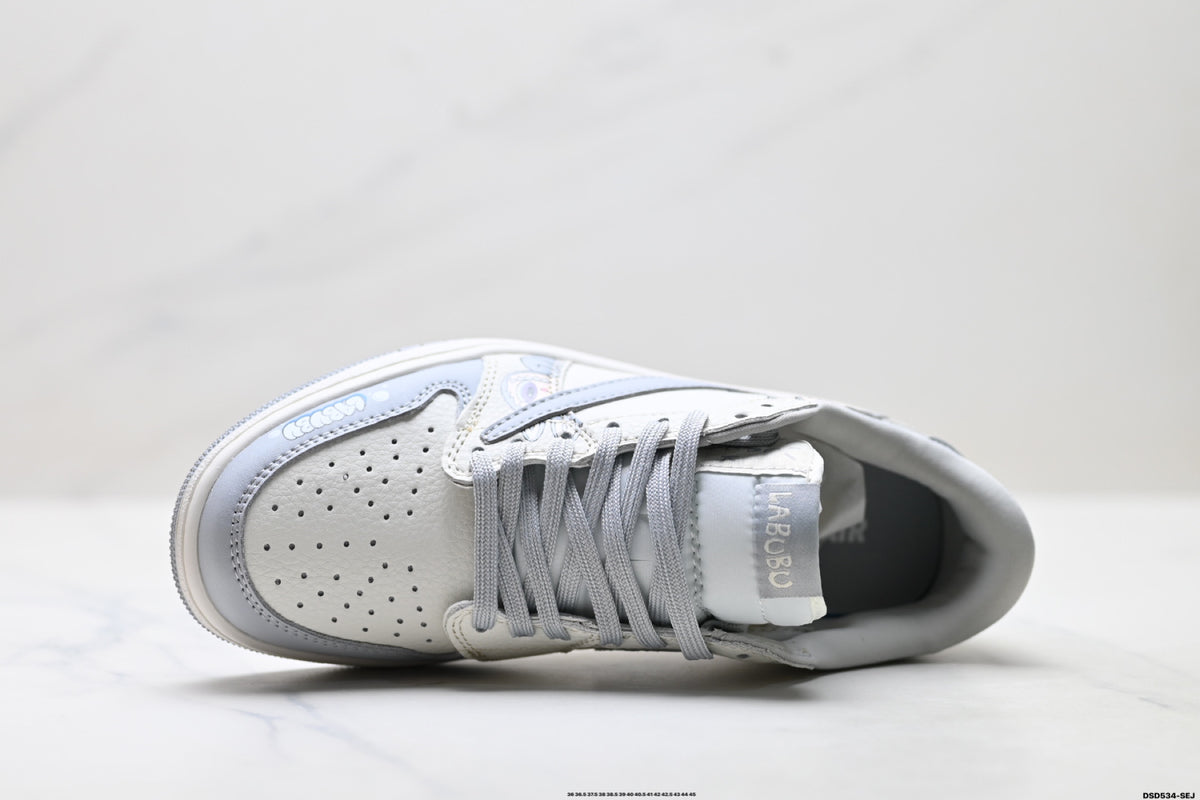 Nike Low-Top Sneakers White Gray Cartoon Unisex Collaboration Edition Style 35 detail view 3