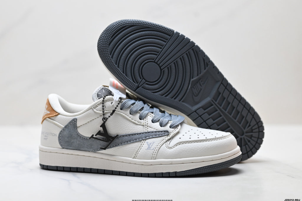 Nike Low-Top Sneakers White Gray Print Unisex Collaboration Edition Style 38 detail view 6