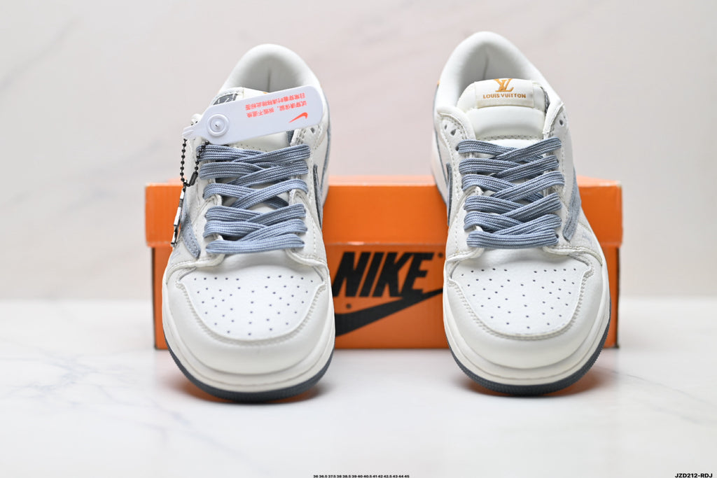 Nike Low-Top Sneakers White Gray Print Unisex Collaboration Edition Style 38 detail view 8