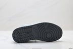 Nike Low-Top Sneakers White Gray Print Unisex Collaboration Edition Style 38 detail view 9