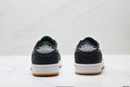 Nike Low-Top Sneakers White Green Black Unisex Collaboration Edition Style 57 detail view 7