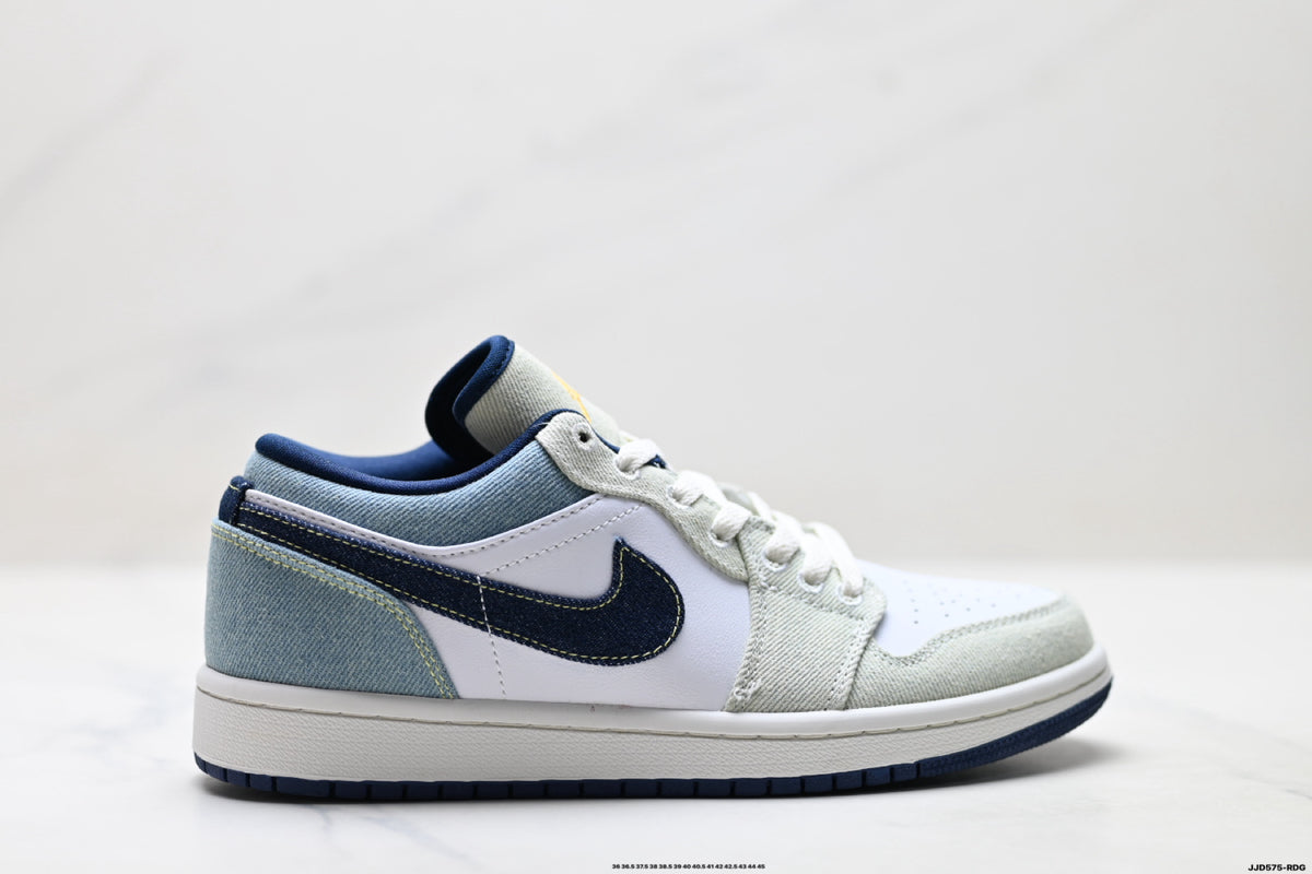 Nike Low-Top Sneakers White Navy Unisex Style 51 detail view 2