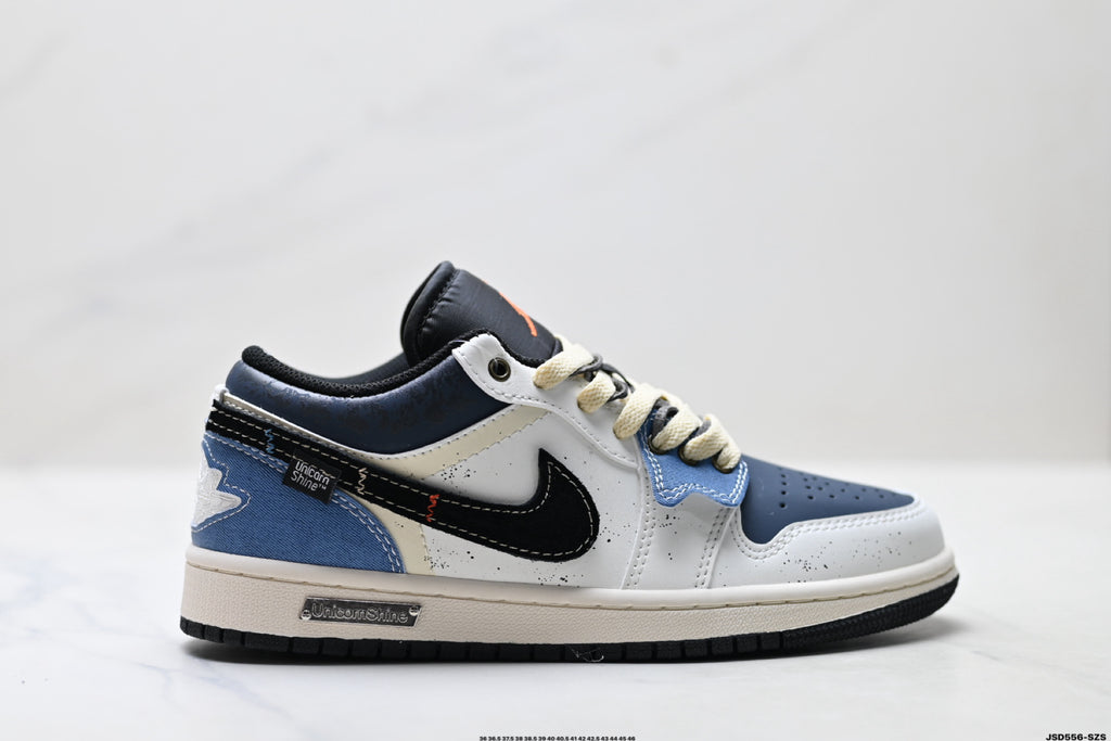 Nike Low-Top Sneakers White Navy Beige Unisex Style 28 detail view 2