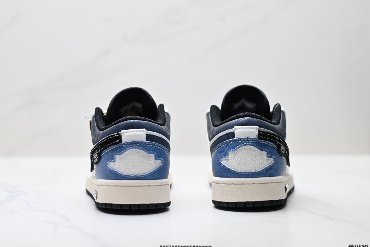 Nike Low-Top Sneakers White Navy Beige Unisex Style 28 detail view 7